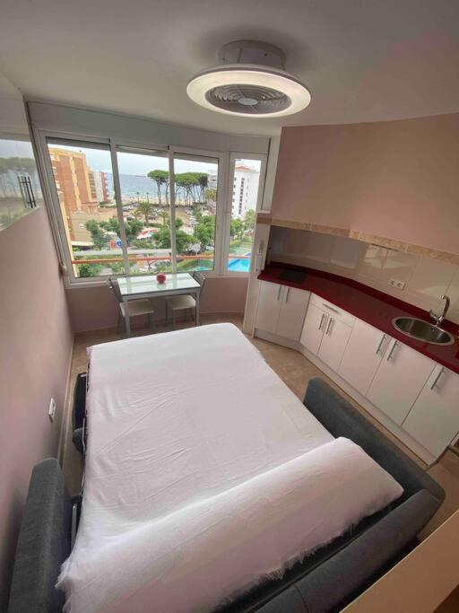 Estudio Con Vistas Al Mar Daire La Pineda Dış mekan fotoğraf
