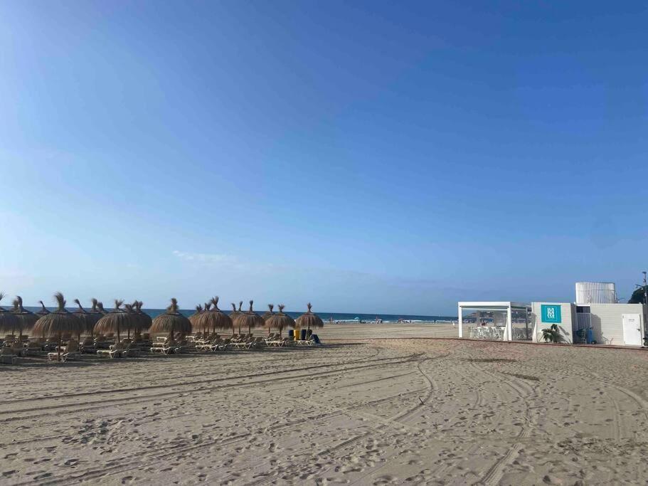 Estudio Con Vistas Al Mar Daire La Pineda Dış mekan fotoğraf